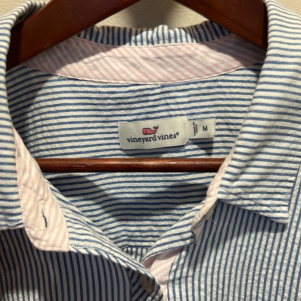 Women’s Vineyard vines seersucker button down shirt in white blue size medium - Picture 6 of 6